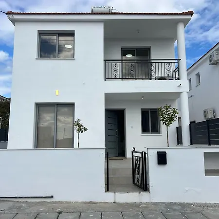 Cozy Breeze - Chic With Amazing Pool & Bbq Villa