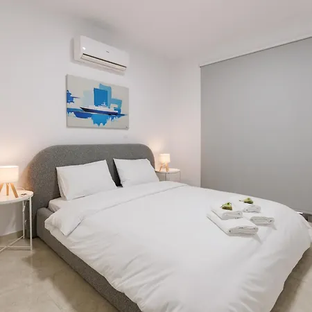 Cozy Breeze - Chic With Amazing Pool & Bbq Villa