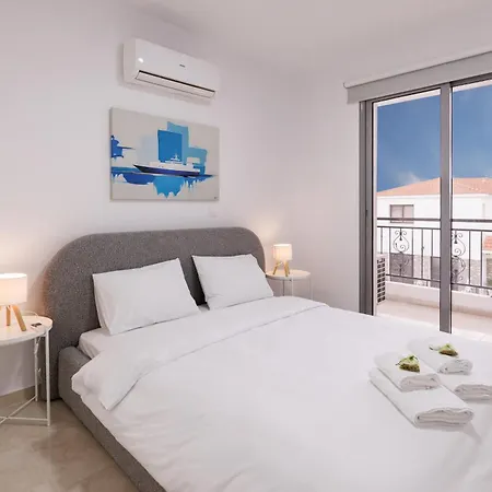 Cozy Breeze - Chic With Amazing Pool & Bbq וילה *